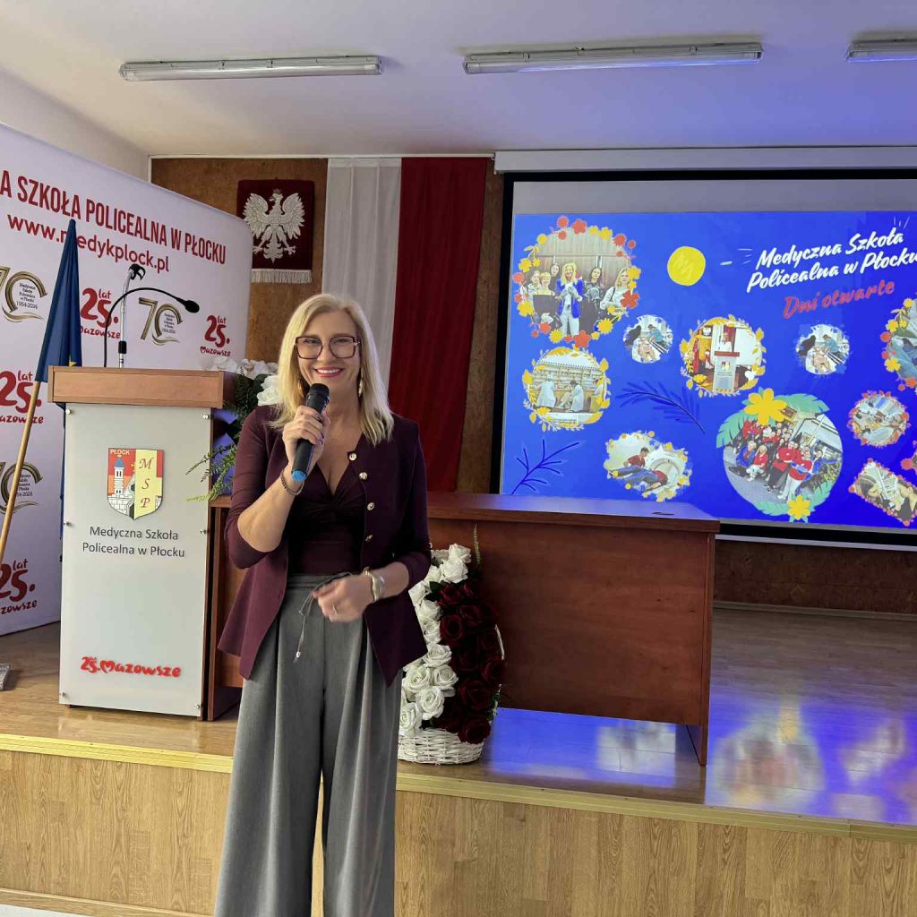 Goście zapoznają się ze szkołą