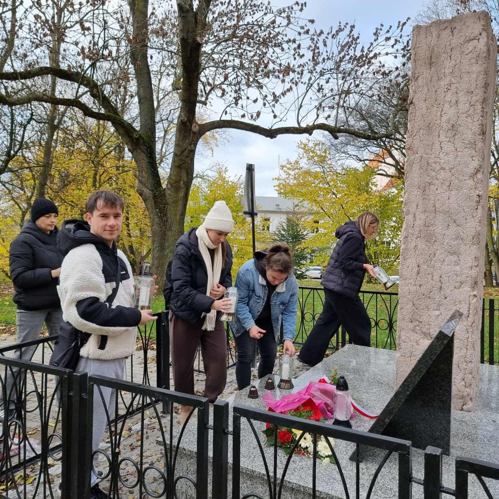 Przed dniem Wszystkich Świętych