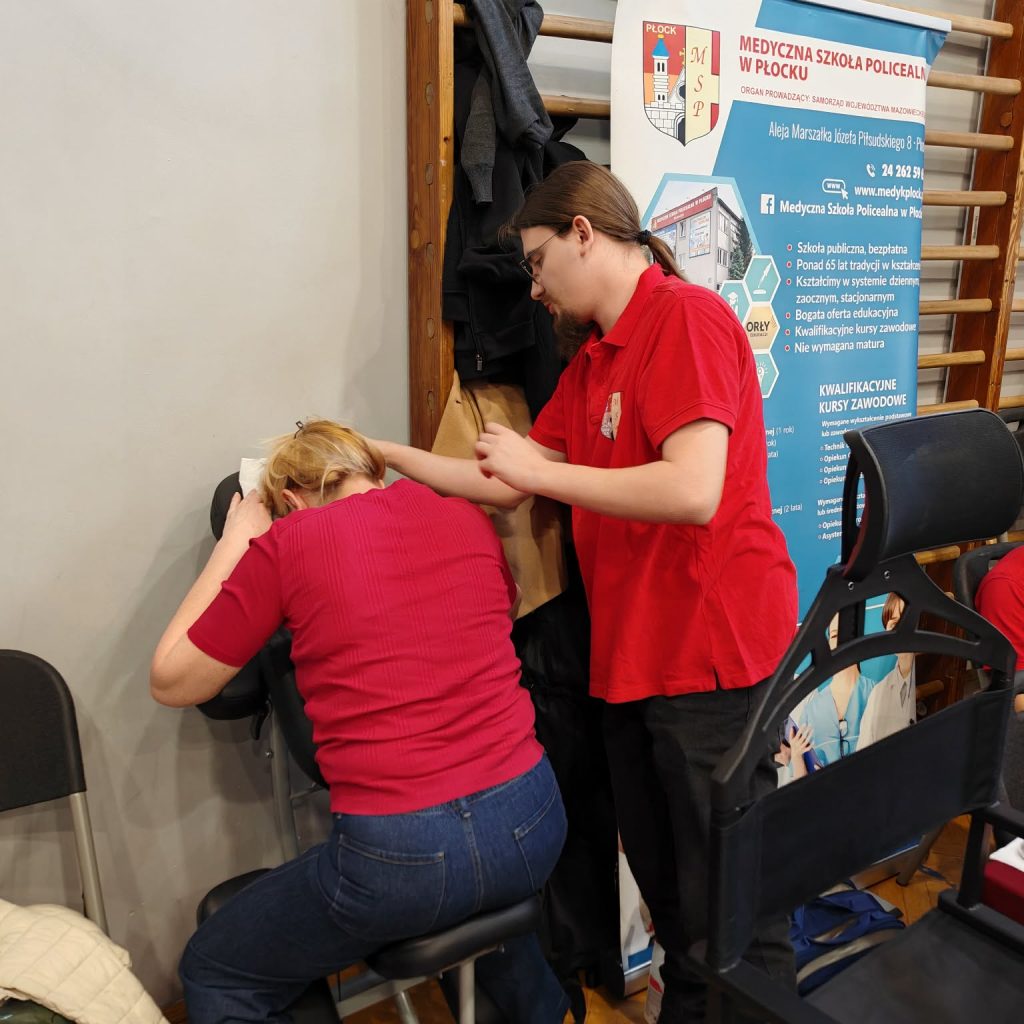 Słuchacze i uczestnicy targów