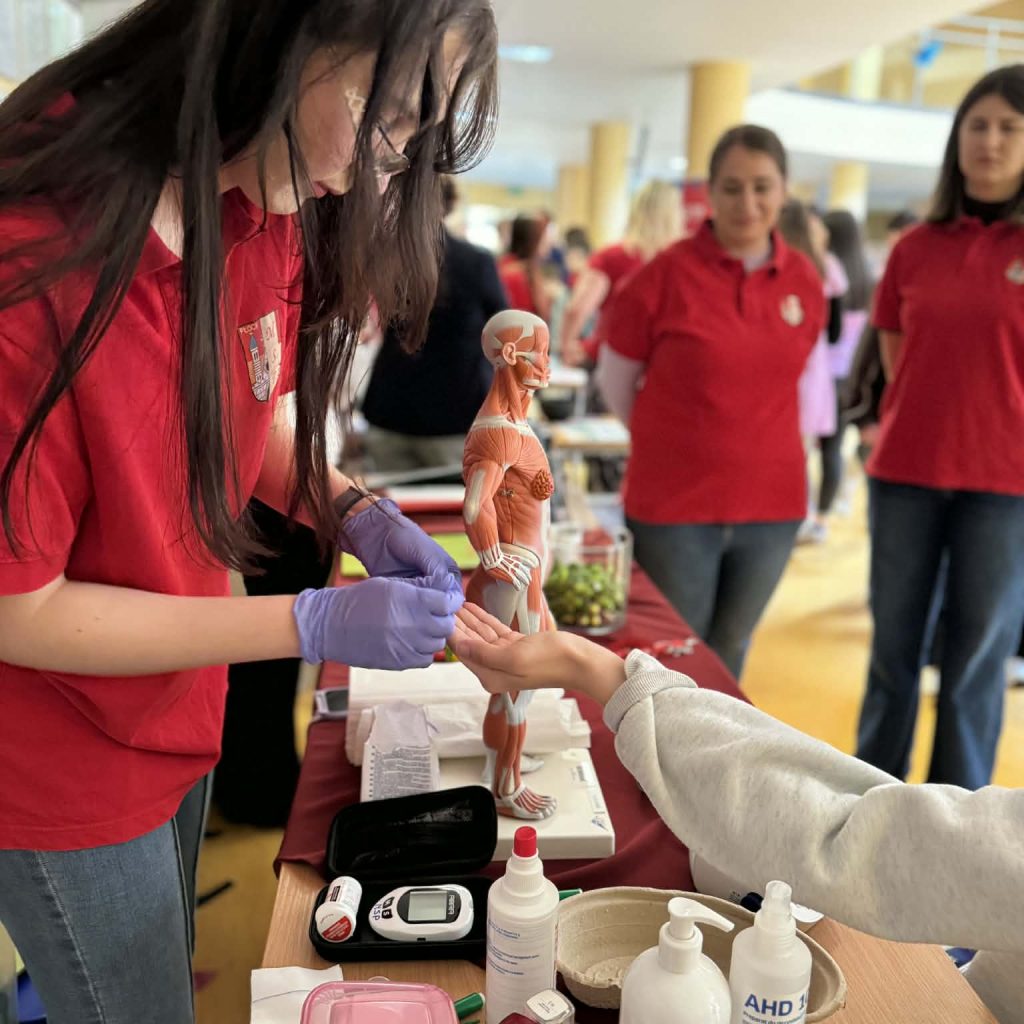 Ciekawie, kolorowo i momentami… całkiem „zdrowo”