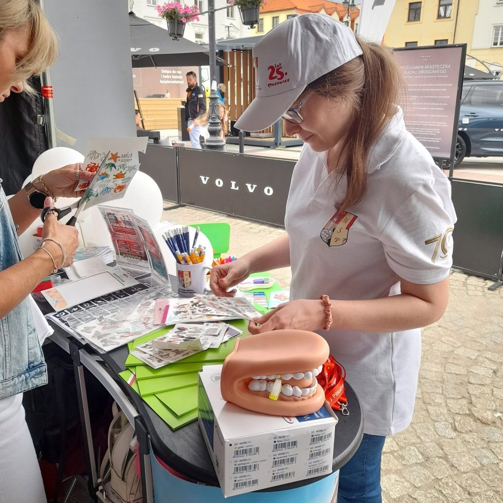 Słuchacze i pracownicy